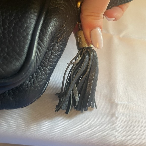 GiGi New York Leather Navy Blue Small Crossbody Bag Purse Handbag With Tassel - Picture 9 of 15
